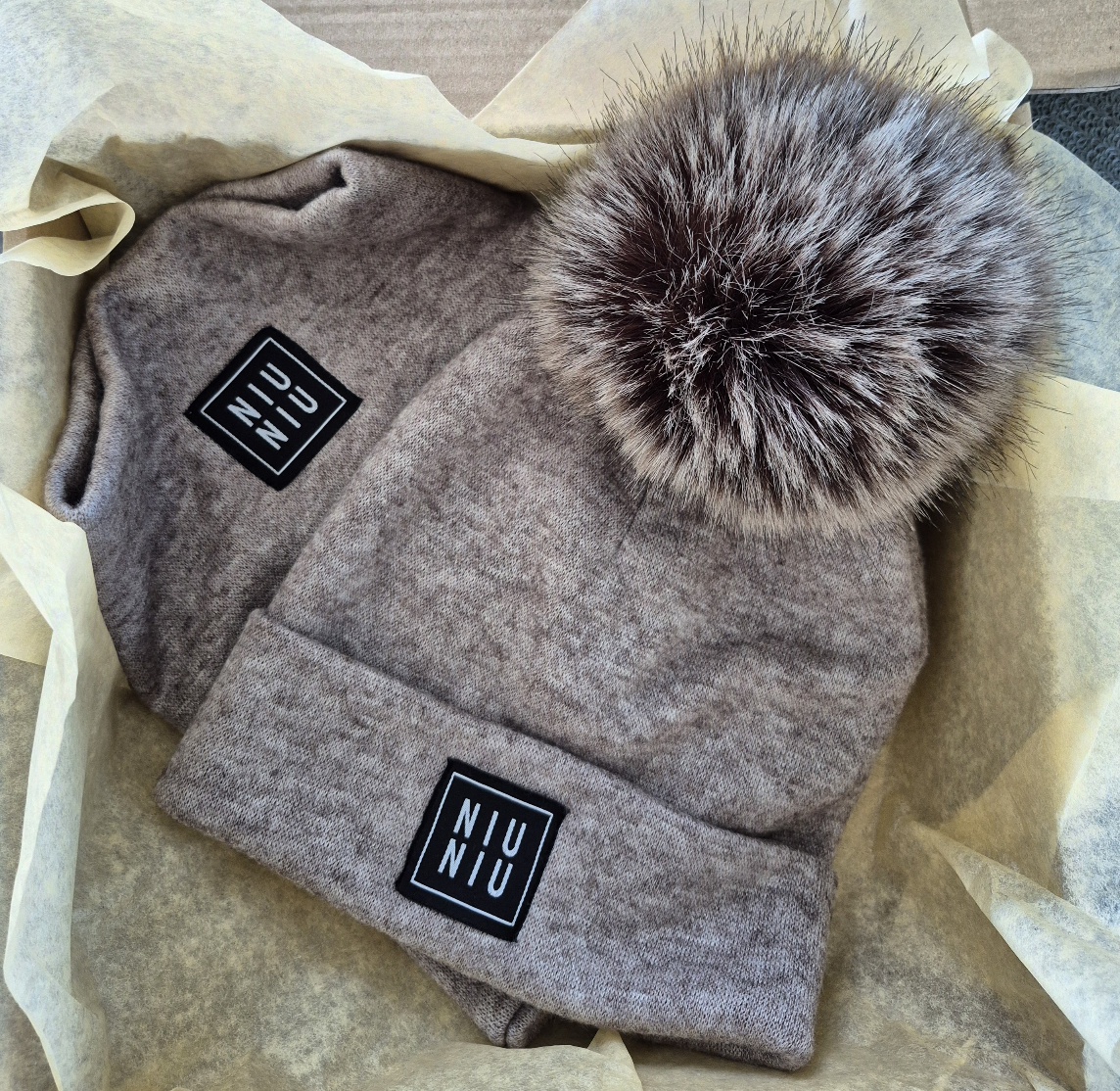 MERINO KEPURĖS IR MOVOS KOMPLEKTAS