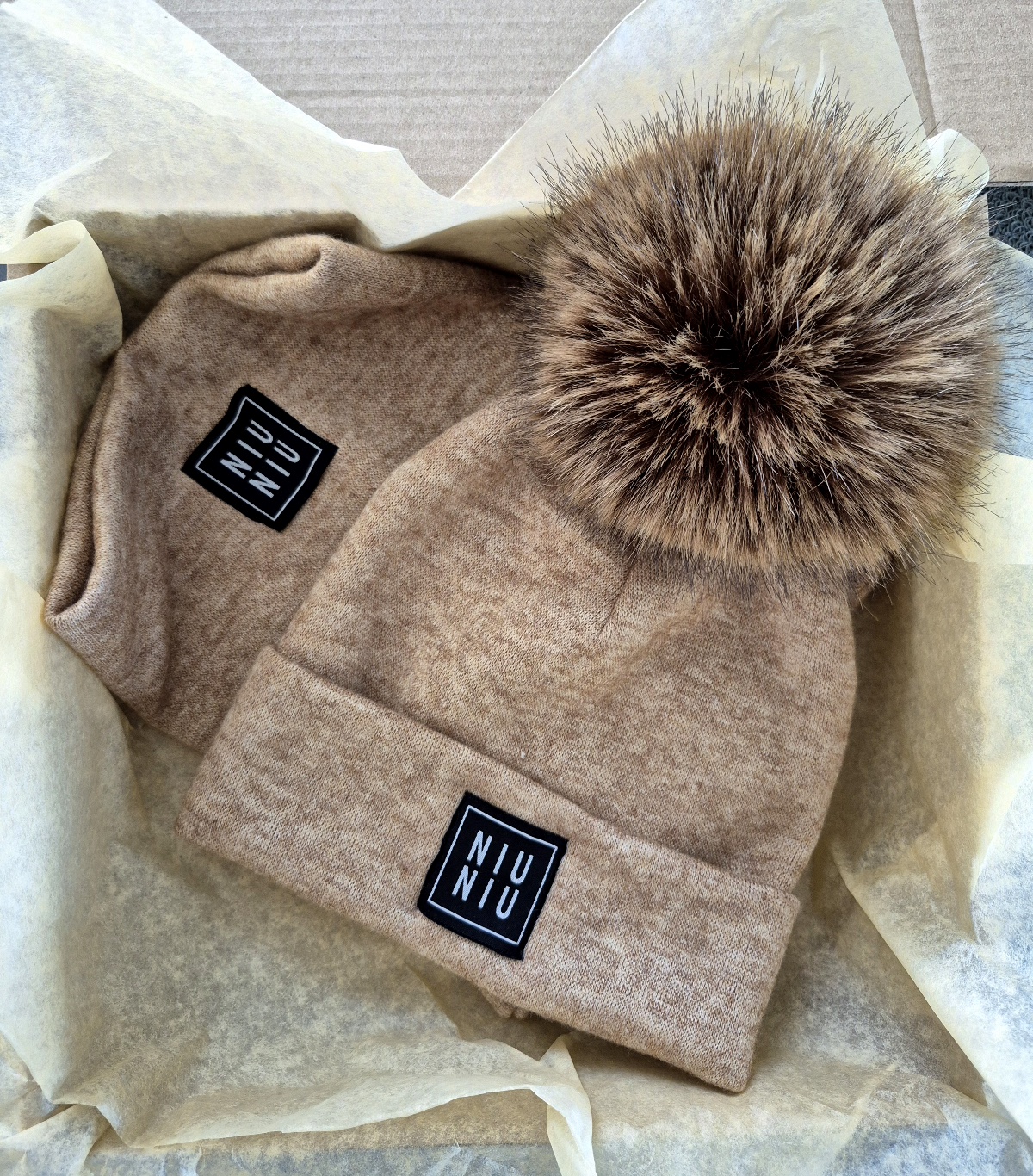 MERINO KEPURĖS IR MOVOS KOMPLEKTAS