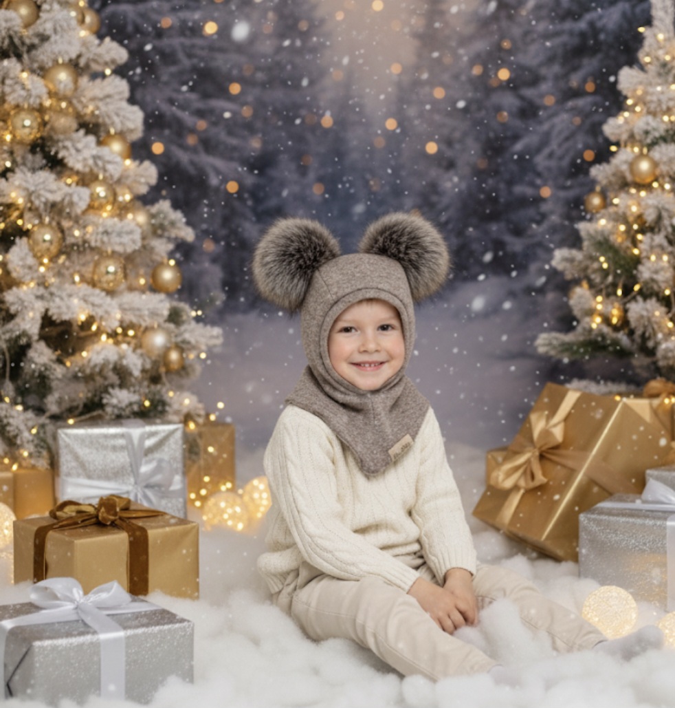 MERINO VILNOS ŠALMUKAS RUDO MELANDŽO "PŪKIS" SU 2 POMPONAIS